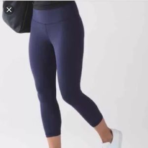 Lululemon align crop athletic leggings